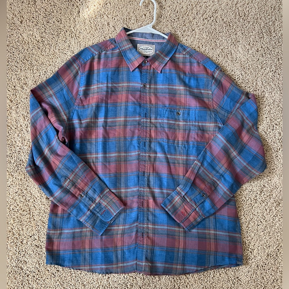 Vguc Flag and Anthem men’s button down, xl